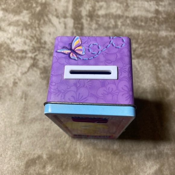 Vintage Tweety Bird Tin Chest Bank With Lock & keys - Picture 5 of 16